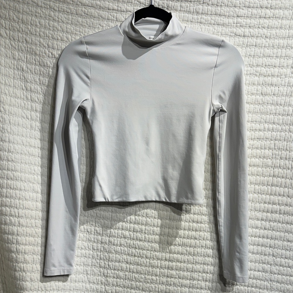 Aritzia Babaton Contour White Long Sleeve Turtleneck Top MSRP $60
